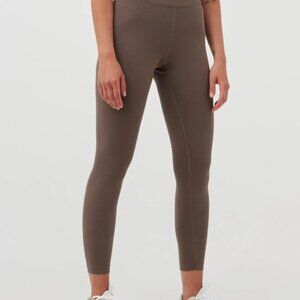 New, Nike Sportswear Essential Brown Leggings